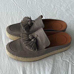 NWOT espadrilles slides